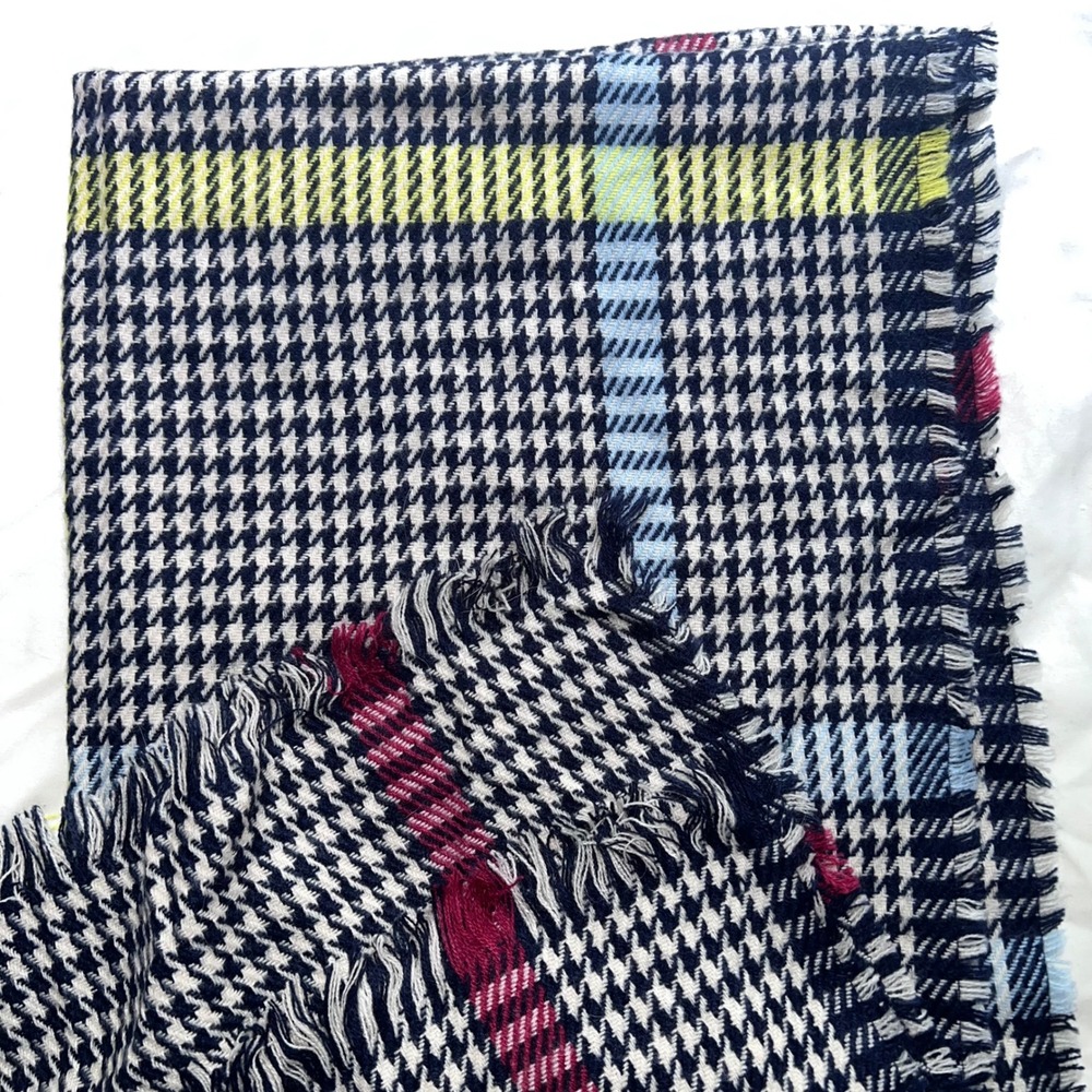 Top It Off Houndstooth Plaid Blanket Scarf Black Red Yellow Blue Frayed Edge NWT